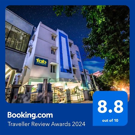 Fabhotel Aditya Yatri Nivas - Nr Tirupati Railway Station Экстерьер фото